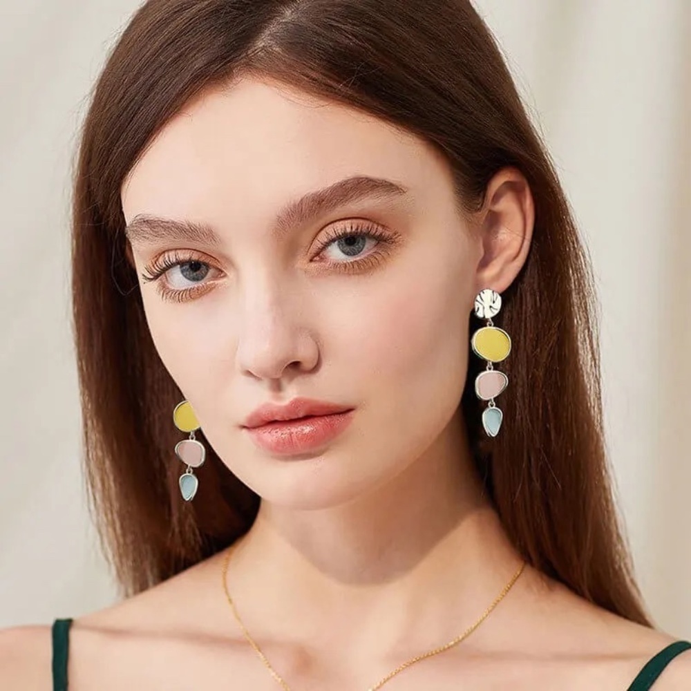 *BETTE* Gold x Multicolor Fashion Dangle Earrings - Picture 7 of 8